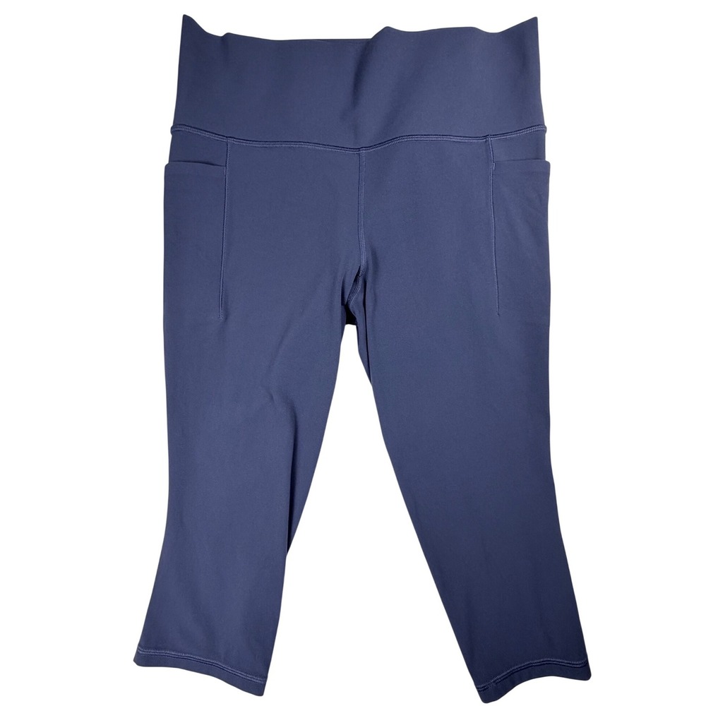 Athleta Salutation Stash Pocket II Capri Leggings Blue Petite Large LP Yoga